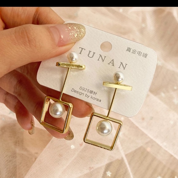 Gold plated pearl drop earrings